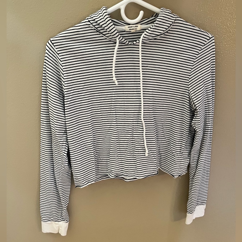 Heart and Hips Women’s Cropped Lightweight Hoodie